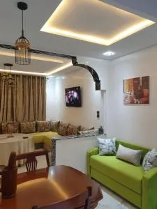 White House - Aït nʼTaleb Akka