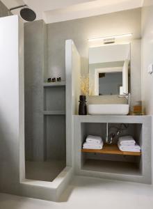 Ianemi Suites by K4 Kythnos