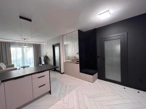 BoleslaviaApartments - Apartament Arte - air conditioning, parking free, EV