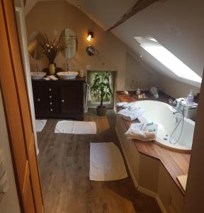 B&B / Chambres d'hotes La Grande Moliere : photos des chambres