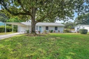 Magnolia - Family-Friendly Comforts, TVs, Grill & Just Steps to the Beach! - Mary Esther