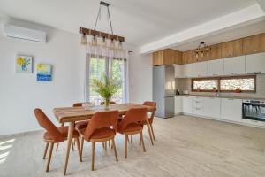 Seaview Villa Lavanda with pool