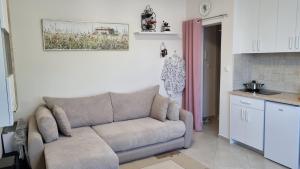 GreenHill-1 Sutomore Apartm