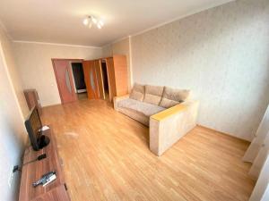 FlatService МАКС Двокімнатні апартаменти в ЖК "4 сезони"