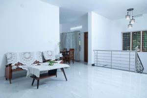 Moody moon residential home stay