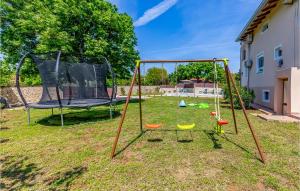 Amazing House With Pool