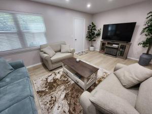 Serenity in Paradise