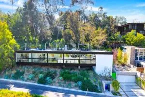 Experience Eco-Luxury at its Finest - Centrally Located Clea House in San Diego! - Hillcrest