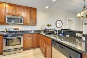 Castle Hill Resort Condo 5 Mi to Slopes at Okemo!
