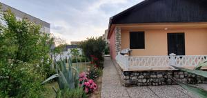 Mediterranean House 50m from the Sea 