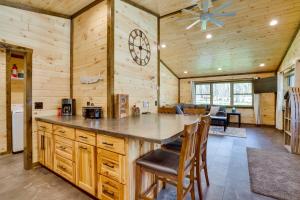 Near Memorial Park Lake Arbutus Vacation Rental