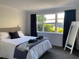 Lovely Newly Renovated Home - Newstead