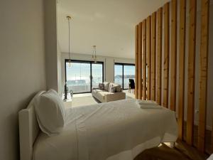 Custódio Ocean View