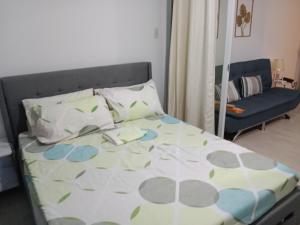 Azure Residences by Van Florendo