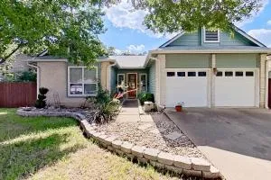 Pomegranate Leisure - Leander