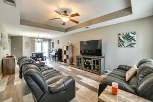 Family-Friendly Home 9 Mi to Clarksville Speedway - أوك جروف