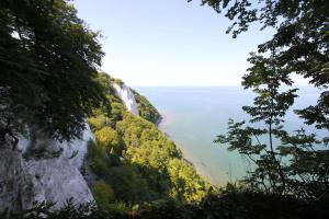 Ferienwohnung mit traumhaftem Meerblick - Haus am Meer FeWo 04