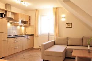 Roter Erik App 3, DG li