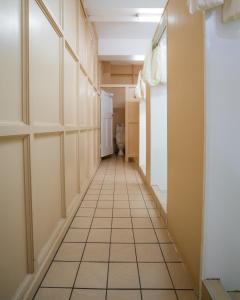 Commercial Hotel