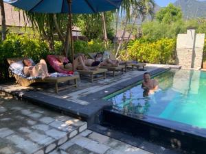 Phòng Deluxe (2 Người lớn + 1 Trẻ em) (Deluxe Room (2 Adults + 1 Child))