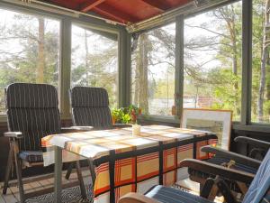 4 person holiday home in UDDEVALLA