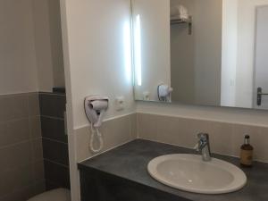 Hotels Hotel de la Plage : photos des chambres