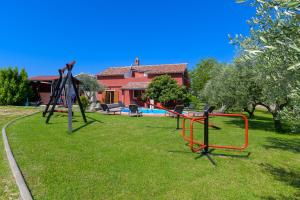 Villa Carla with private pool & kids playground - pet friendly