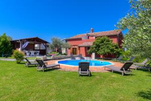 Villa Carla with private pool & kids playground - pet friendly