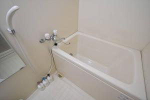 メゾン八千代102