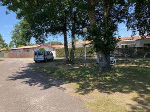 Maisons de vacances L'emeraude : Ares, House, 3 bedrooms : photos des chambres