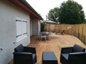 Maisons de vacances L'emeraude : Ares, House, 3 bedrooms : photos des chambres