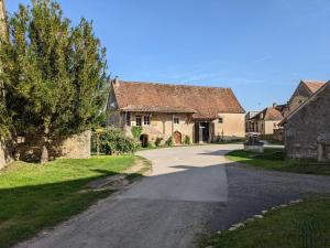 Maisons de vacances La Grange de la Porterie - Magnificent House and Barn Conversion in Historic village : photos des chambres