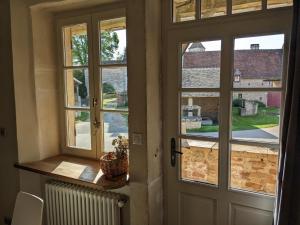 Maisons de vacances La Grange de la Porterie - Magnificent House and Barn Conversion in Historic village : photos des chambres