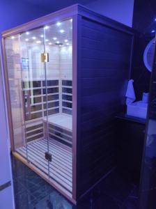 Appartements Sauna, jacuzzi, terrasse et parking : photos des chambres