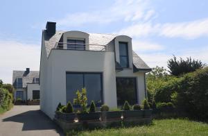 Maisons de vacances Maison lumineuse, pour 8, avec vue sur mer : Maison de Vacances