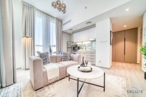 Striking Studio at Mesk 1 Midtown Dubai Production City by Deluxe Holiday Homes