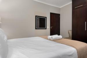 Two-Bedroom Apartment room in Icon Apartments