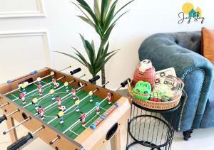 Amber Cove l Luxury Seaview 2BR l 6-8pax l GamesRoom l City Centre l Jonker St by Jay Stay