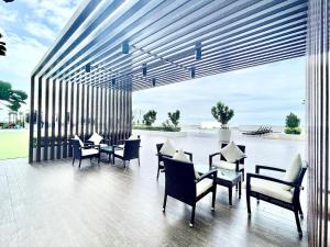 Amber Cove l Luxury Seaview 2BR l 6-8pax l GamesRoom l City Centre l Jonker St by Jay Stay