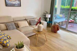 Magnifique T3 rénové, 15min à pied CV, pkg privé