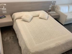 AppartArbus white suite