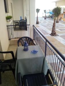 Cozy Seaside Apartment Loutraki