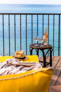 Hotels Hotel Le Bailli De Suffren : photos des chambres