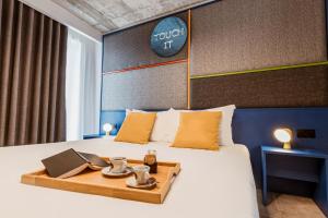 IKYK Hotel- IK Collection