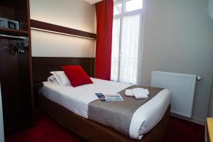 Hotels Hotel De L'univers : Chambre Simple Confort