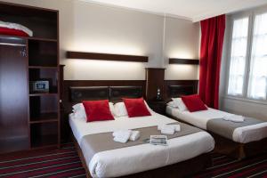 Hotels Hotel De L'univers : photos des chambres