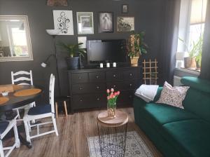 Atrakcyjny apartament z dużym ogrodem