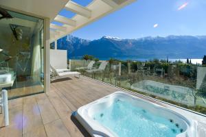 Deluxe Suite with Lake View Terrace and Spa Bath room in Park Hotel Imperial