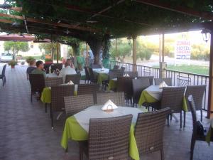 Zorbas Hotel Ilia Greece