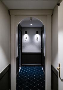 Hotels Hotel De L'univers : photos des chambres